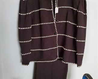 VINTAGE OUTFIT