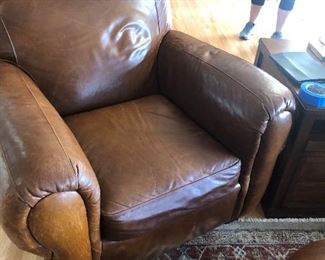 Mayo Leather chair with ottoman