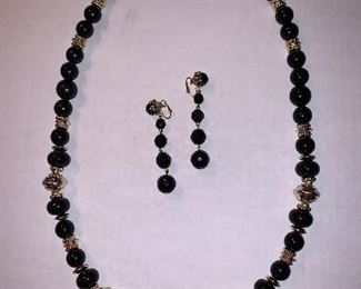 Black necklace and earring set $20