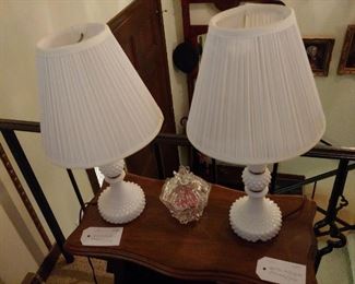 Hobnail lamps