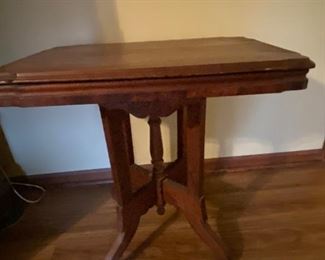 Eastlake type table