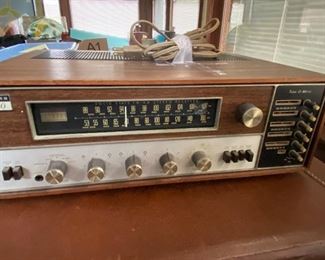 Vintage Fisher 250 Tune O Matic stereo receiver/radio