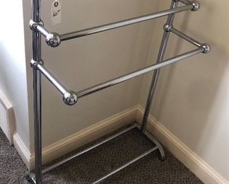 $35 Chrome towel rack (stand) with 3 bars. Sturdy & in GOOD condition. 25.5”L, 37.5”H, 14”D.