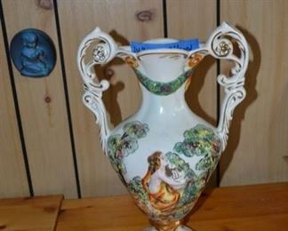 PLL #28 Capodimonte Vase $25