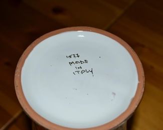 PLL #30 Gold & White Vase with Bird & Floral Pattern Made in Italy $20