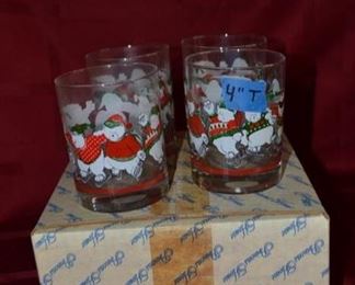 PLL #86 Princess House Holiday Rocks Glasses @ $5