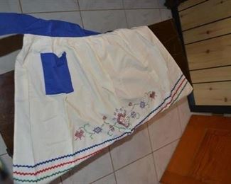 PLL #107 Vintage Apron @ $8