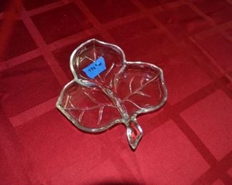 PLL #155Divided Serving Dish @ $5