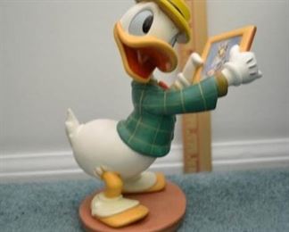 PLL #181 Disney Figure "With Love from Daisy"