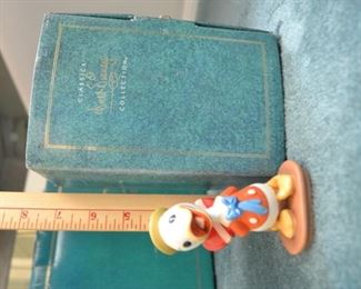 PLL #191 Disney Figurine "I got something' for ya " from Mr Duck Steps Out