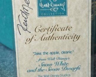 PLL #196 Disney Figurine " Take the Apple Dearie"