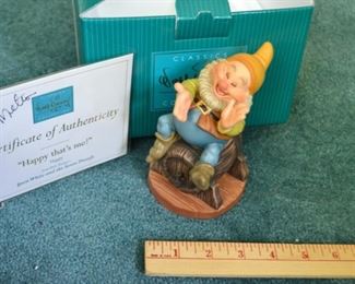 PLL 212 Disney Figurine "Happy that's Me" Snow White and the Seven Dwarfs