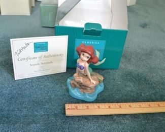 PLL 221 Disney Figurine "Seaside Serenade" The Little Mermaid