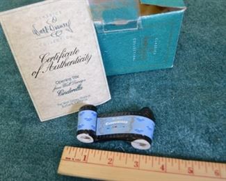 PLL 226 Disney Figurine Opening Title Cinderella