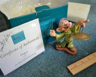 PLL 246 Disney Figurine "Dopey" Snow White & the Seven Dwarfs