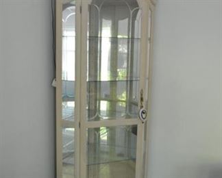 PLL 249 Corner Curio - Lights up! @$200