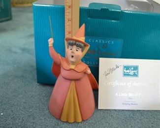 PLL 255 Disney Figurine "A Little Bit of Pink " Flora - Sleeping Beauty