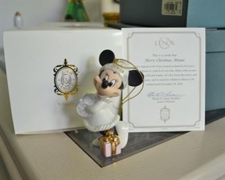 PLL 259 Lenox Merry Christmas Minnie