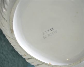 PLL 270 Italian Basket $10