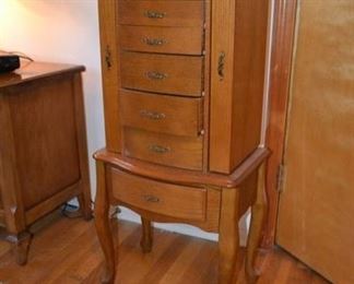 PLL 300 Jewelry Armoire $45