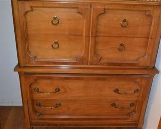PLL 316 Tall Dresser @ $95 - Matching Long Dresser with Mirror @ $125