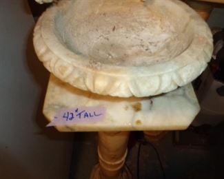 PLL 331 Marble Pedestal Bird Bath $150