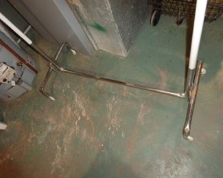 PLL 363 Clouting Rack @ $20