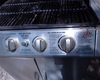 PLL 419 @ $150 Charmglow Grill