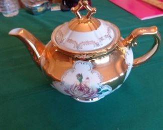 PLL 432 Tea Set Marked "Salvream" Bavaria @ $100