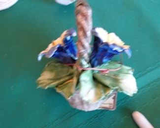 PLL 442 Capodimonte Flowers @ $25