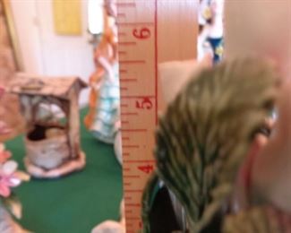 PLL 443 Royal Kendall Flowers @ $15