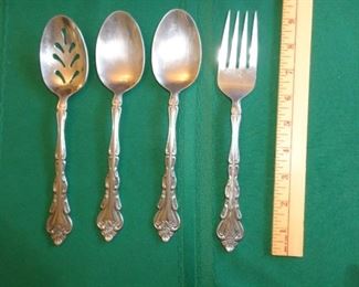 PLL 481 Misc Serving Pieces @ $10 (4pc)