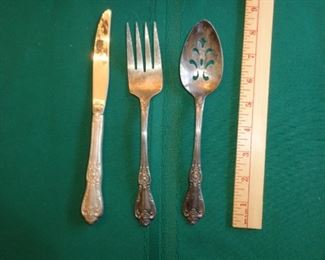 PLL 482 Misc Flatware Pieces @ $5 (3 pc)