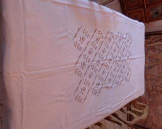 PLL 509 Tablecloth with Napkins $20 Set