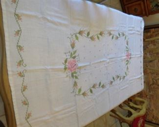 PLL 510 Tablecloth $10