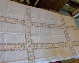 PLL 522 Tablecloth $10