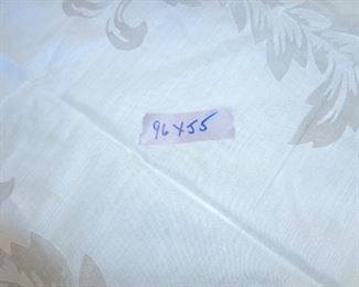 PLL 523 Tablecloth $8