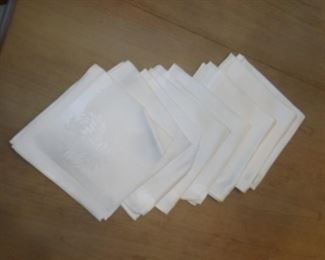 PLL 528 Napkin Set $5