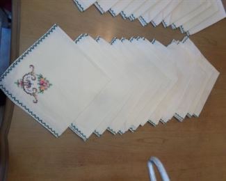 PLL 537 Napkin Set $15