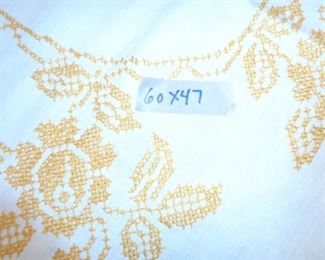 PLL 538 Tablecloth $10