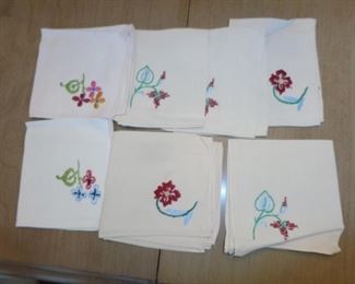 PLL 546 Napkin Set $10