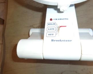 PLL 552 Brookstone Fan $10