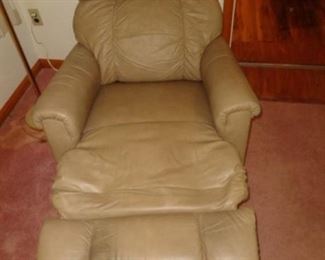 PLL 573 Recliner $75