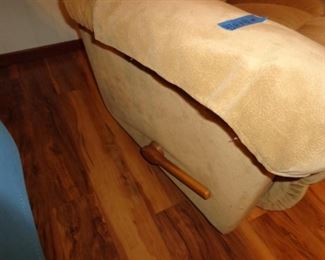 PLL 592 Reclining Chair $100