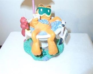 PLL 606 The Danbury Mint Jim Davis Garfield Figurines @ $10 Each