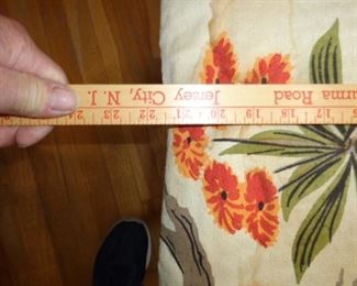 PLL 628 Stool/Ottoman $20