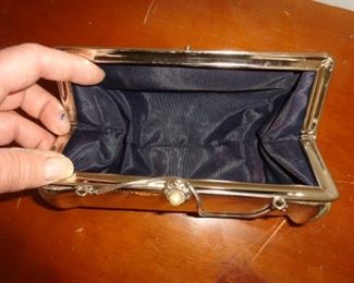 PLL 645 Vintage Purse $5