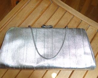 PLL 692 Vintage Purse $7