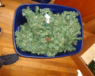 PLL 721 $10 with Container