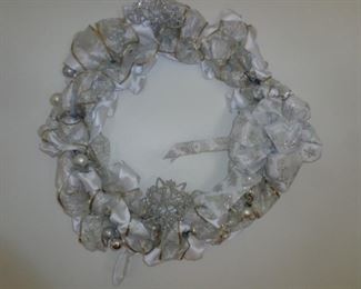 PLL 726 Wreath $7